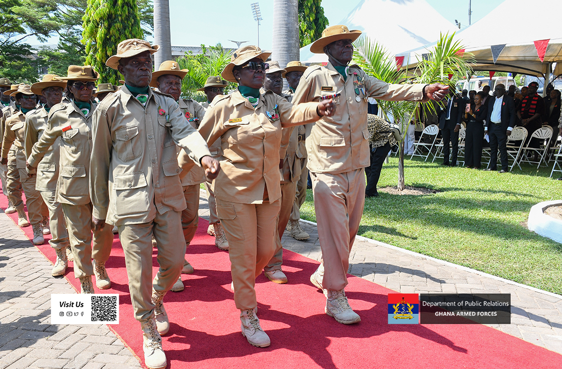 VAG MARKS 80TH REMEMBRANCE DAY - Image 2