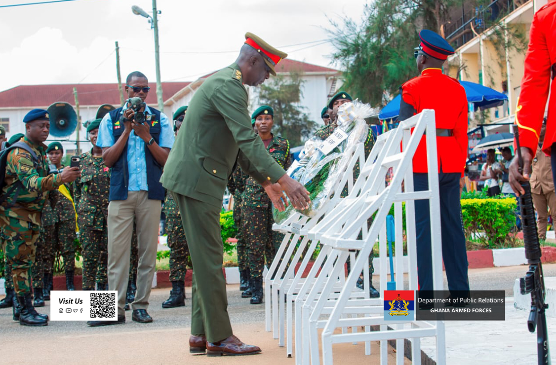 4 GARRISON OBSERVES 80TH REMEMBRANCE DAY - Image 3