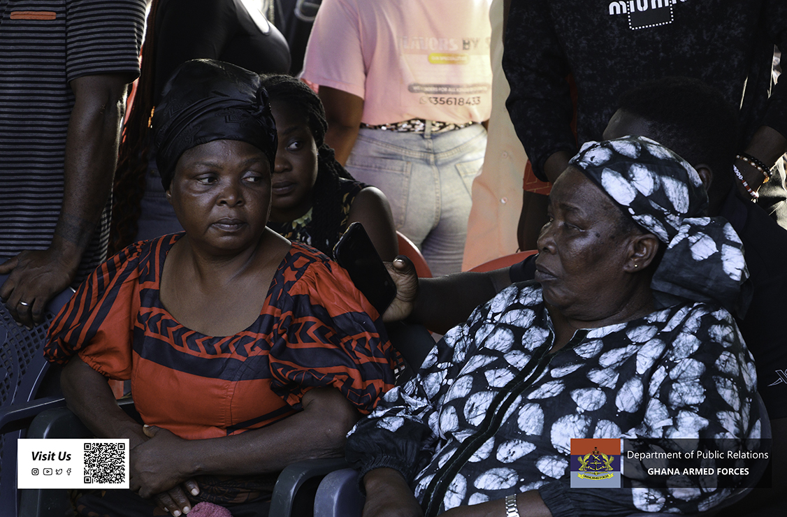 DEPUTY DEFENCE MINISTER ENDS COMMISERATIVE VISITS TO EL-WAK RECRUITMENT VICTIMS - Image 4