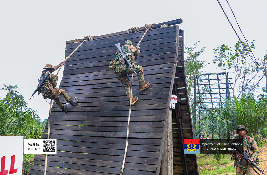 DEPUTY DEFENCE MINISTER COMMENDS GAF