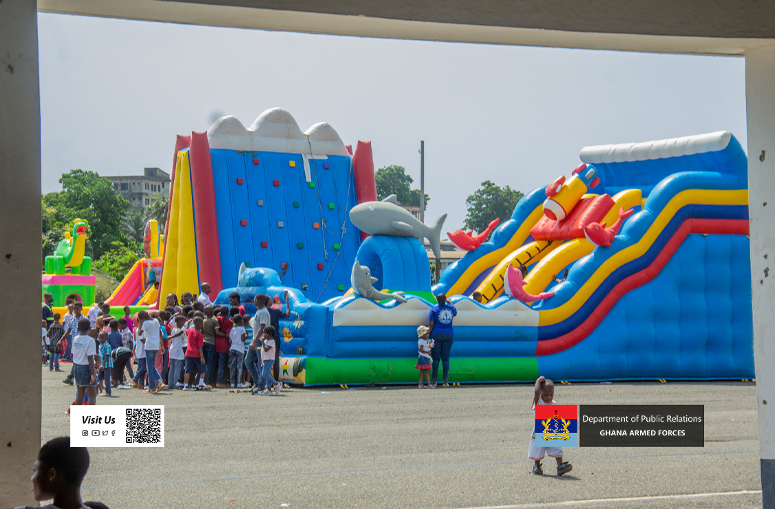 WNC NAVAL WIVES’ ASSOCIATION HOLDS END-OF-YEAR CHILDREN’S PARTY