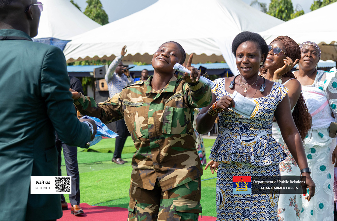 ENC HOLDS END-OF-YEAR THANKSGIVING AND CAROLS SERVICE